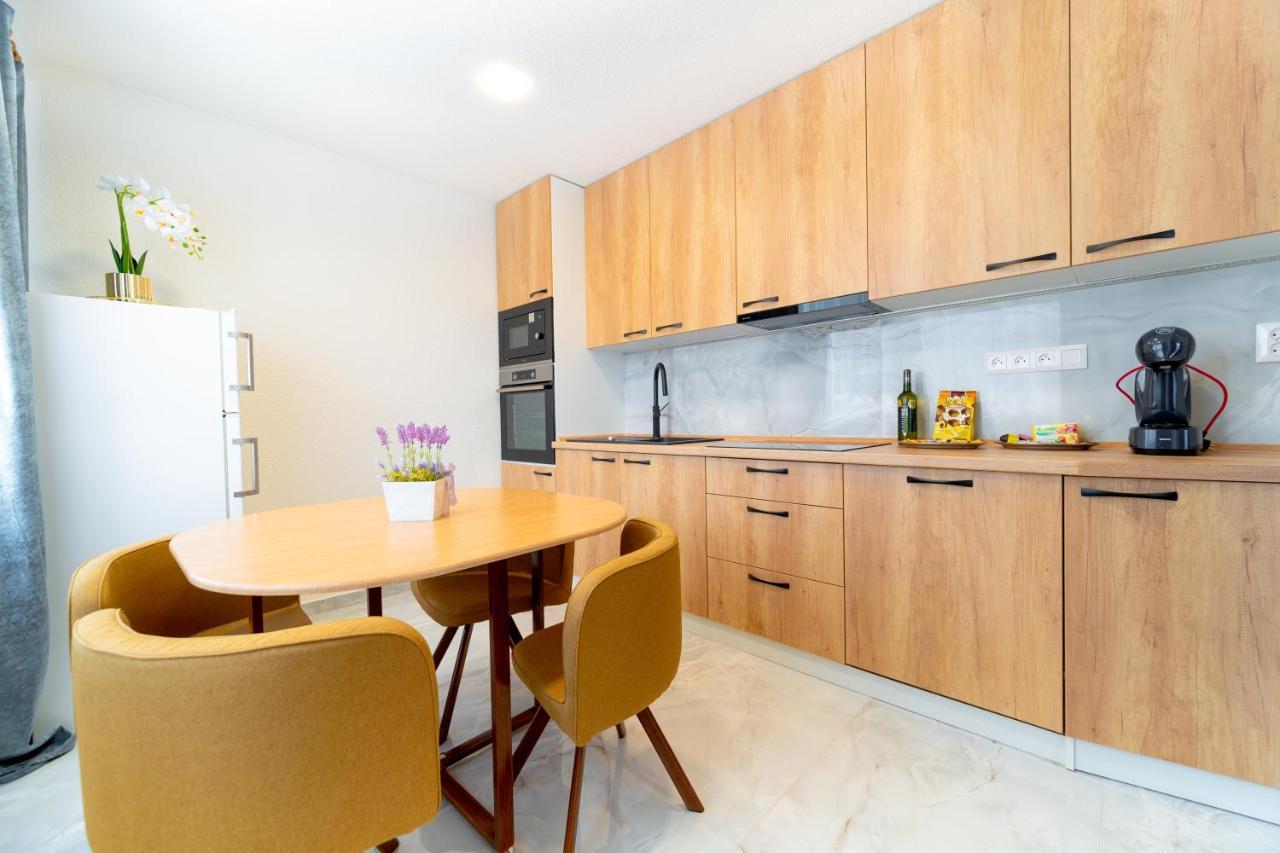Apartman Discreet Kysucke Nove Mesto Екстериор снимка